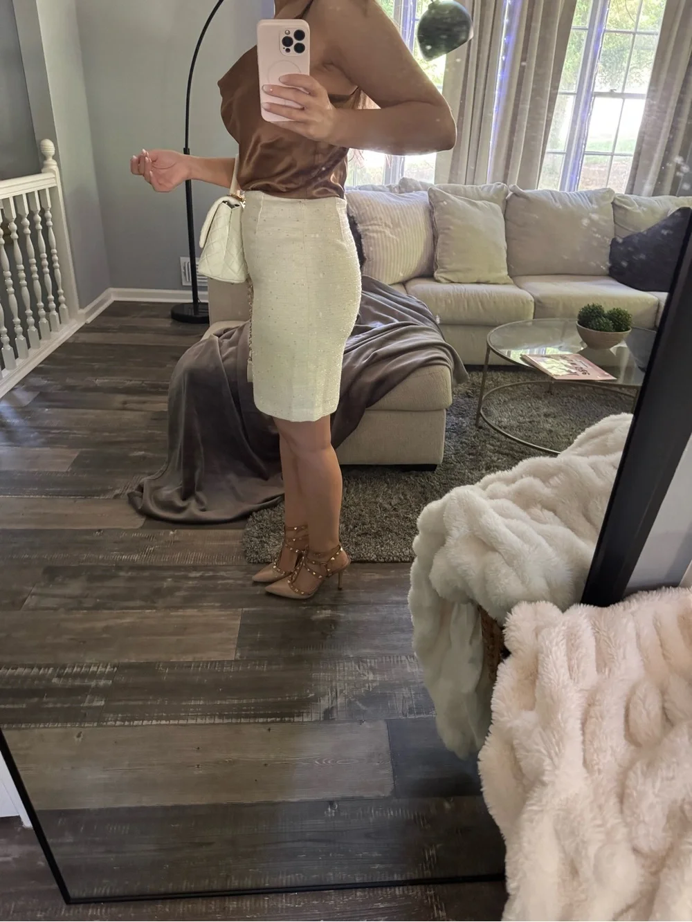Tahari Bouclé Skirt - Picture 4 of 7